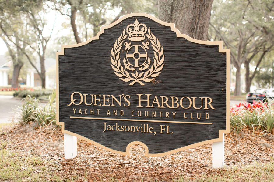 Queens Harbour Yacht and Country Club Sign